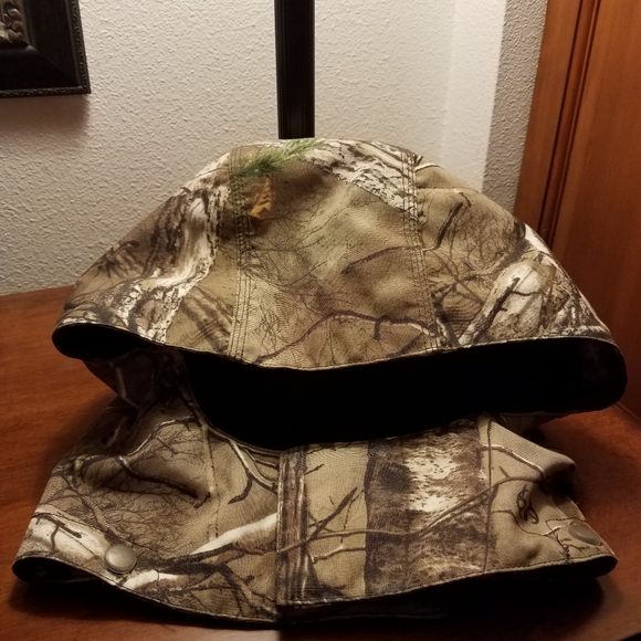Carhartt Detachable Camo Hood